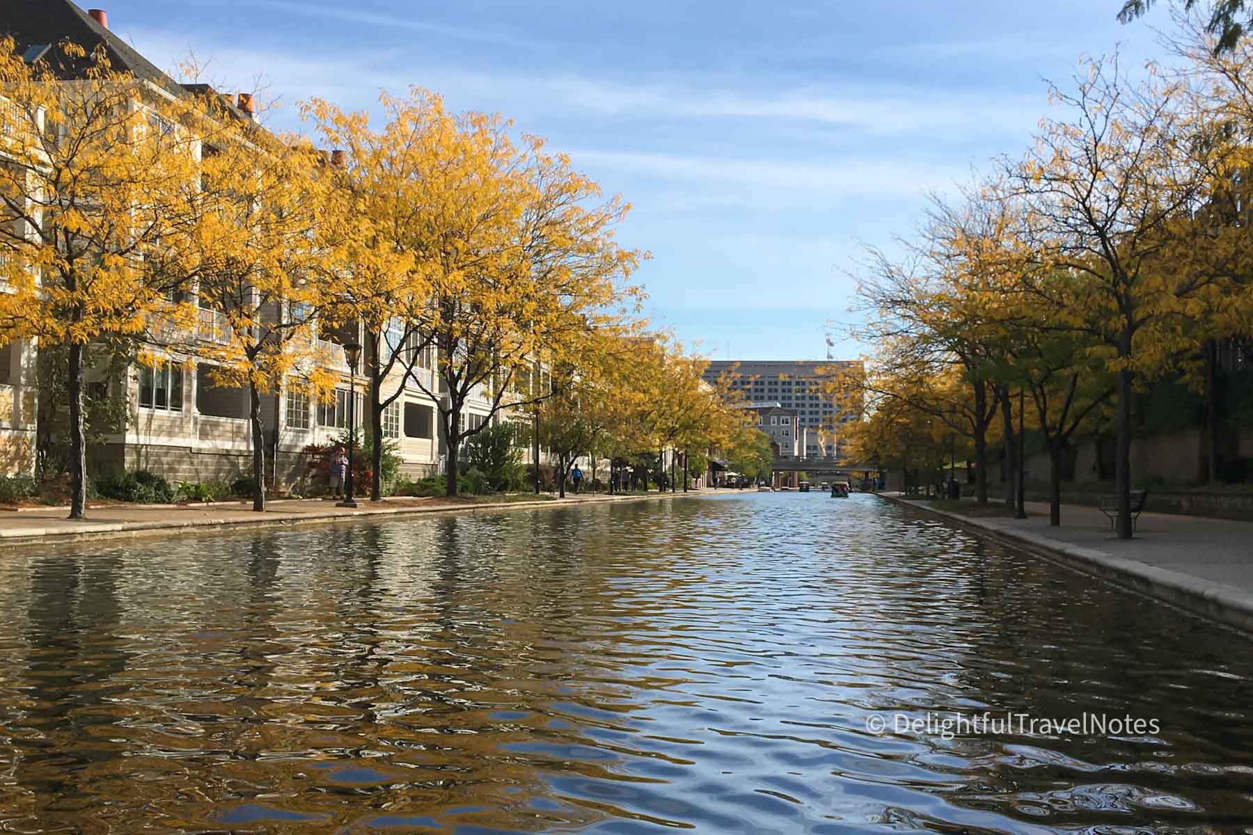 scenery along the center canal in Indianapolis