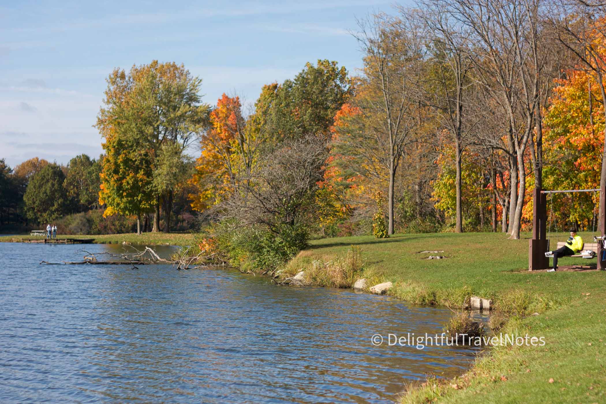 fall foliage along the lake at Homer Lake Forest Preserve in Illinois