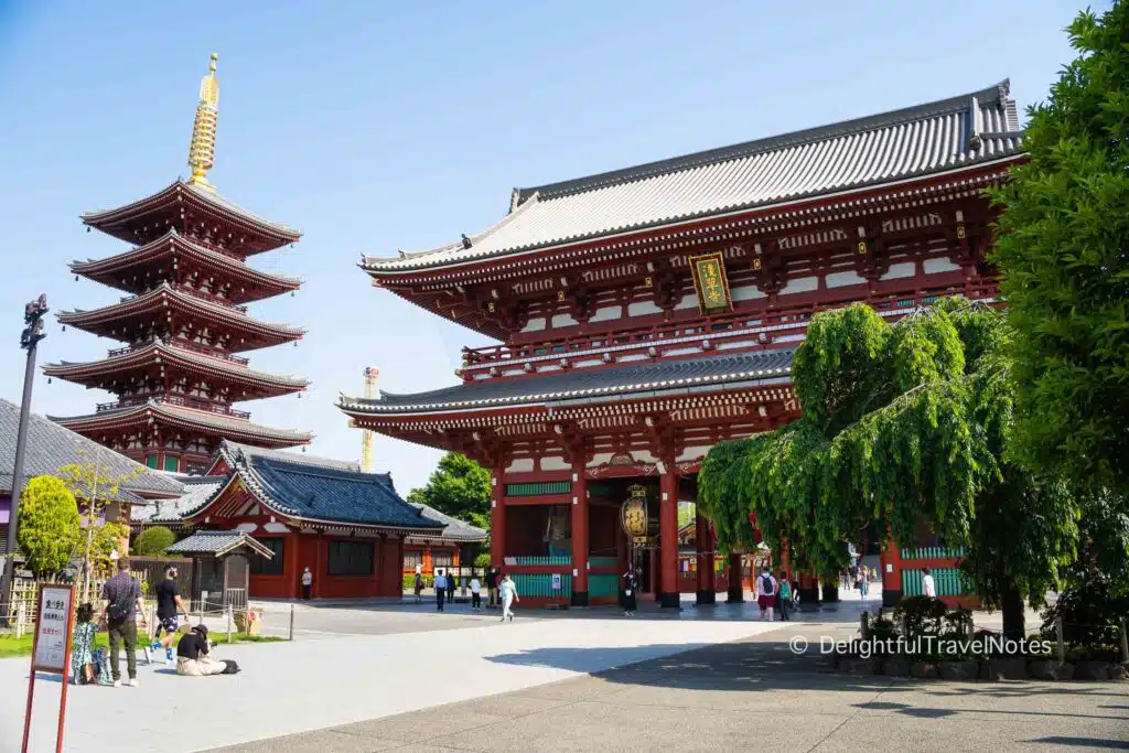 Senso-ji temple in early morning in Tokyo