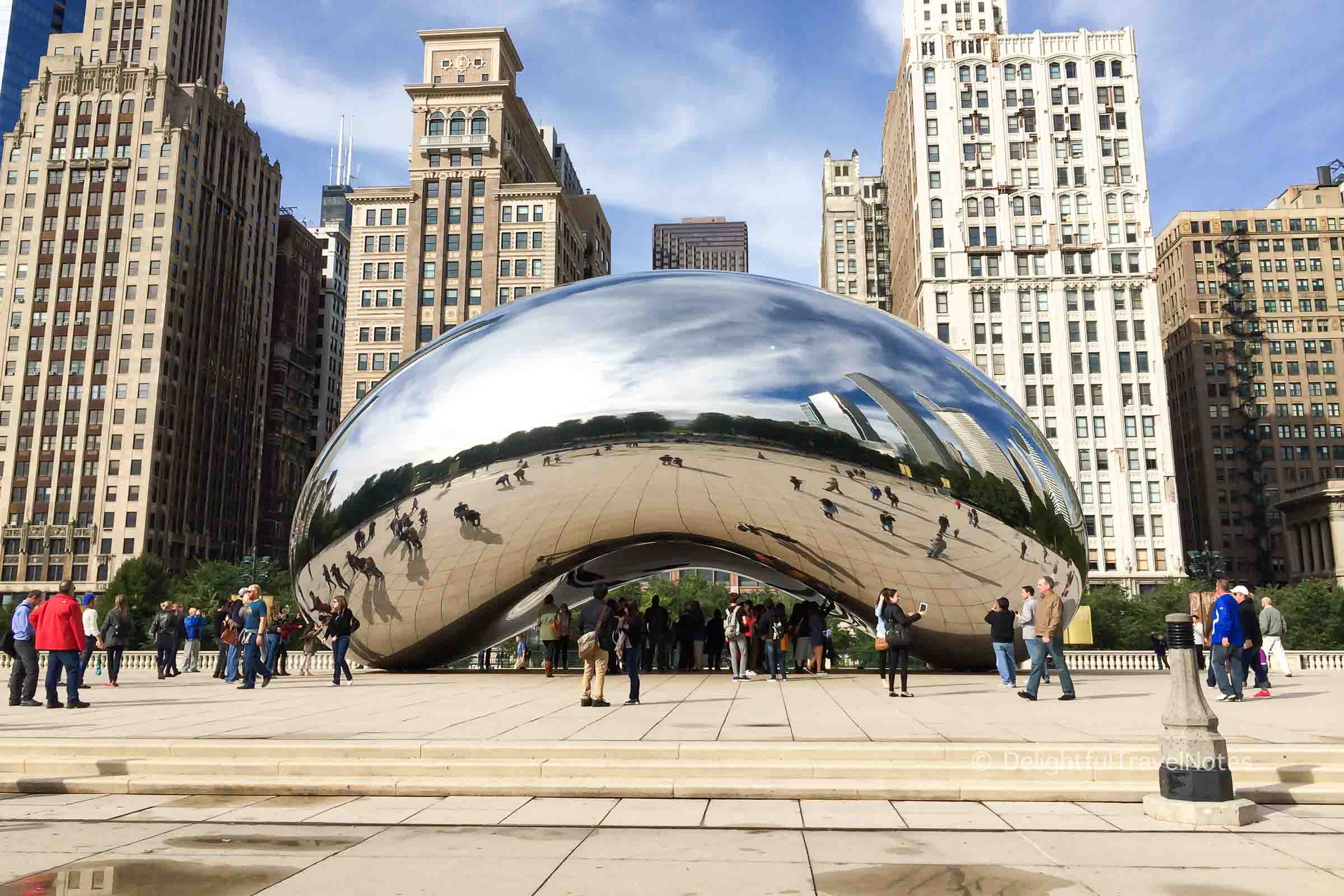 Cloud Gate - the Bean in Chicago, a top weekend getaway destination in Illinois
