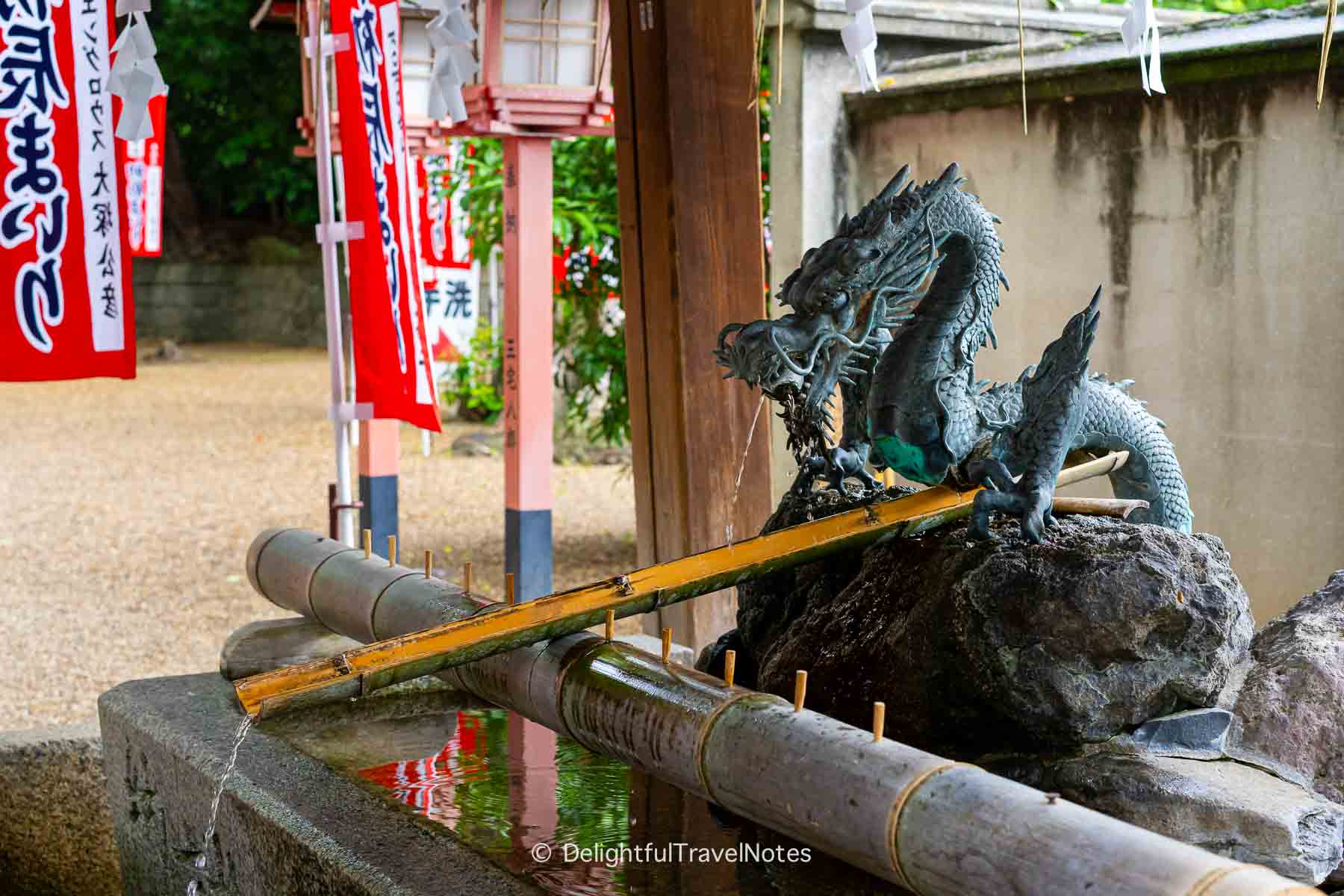 dragon purification fountain of Nankun-sha, a sub-shrine of Sumiyoshi Taisha.