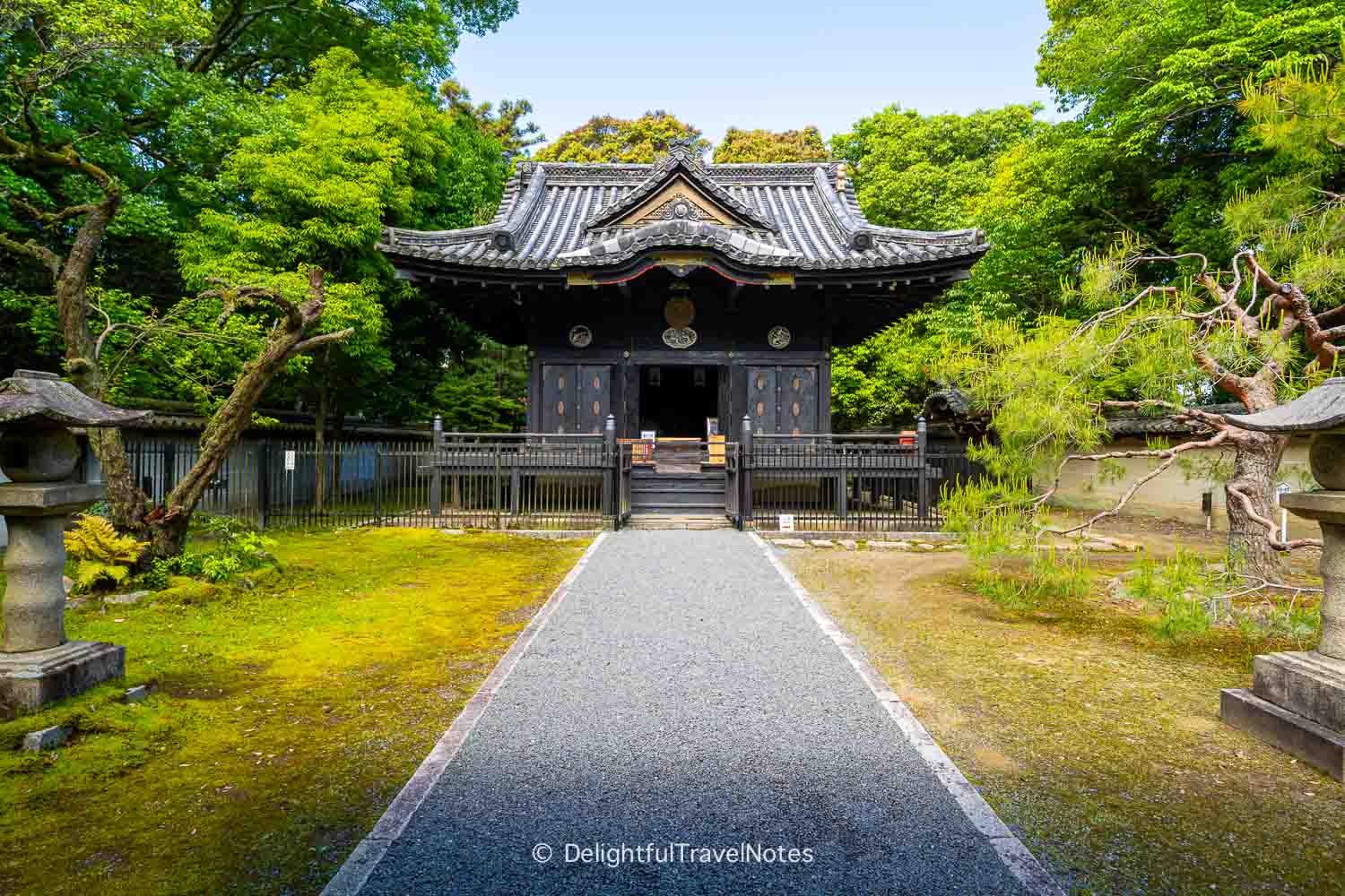 Toshogu shrine within the grounds of Konchi-in temple.