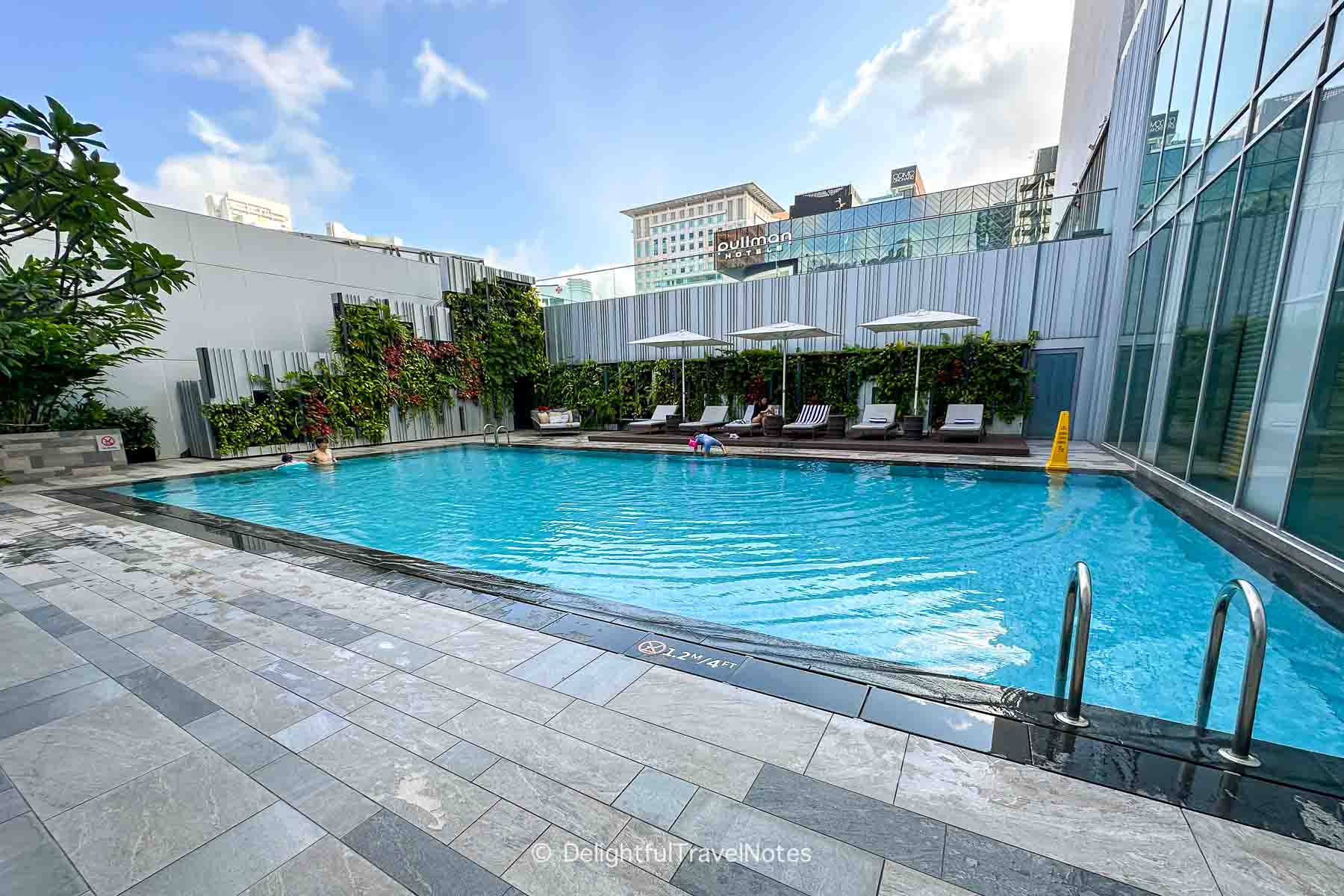 the small outdoor pool in Hilton Singapore Orchard.