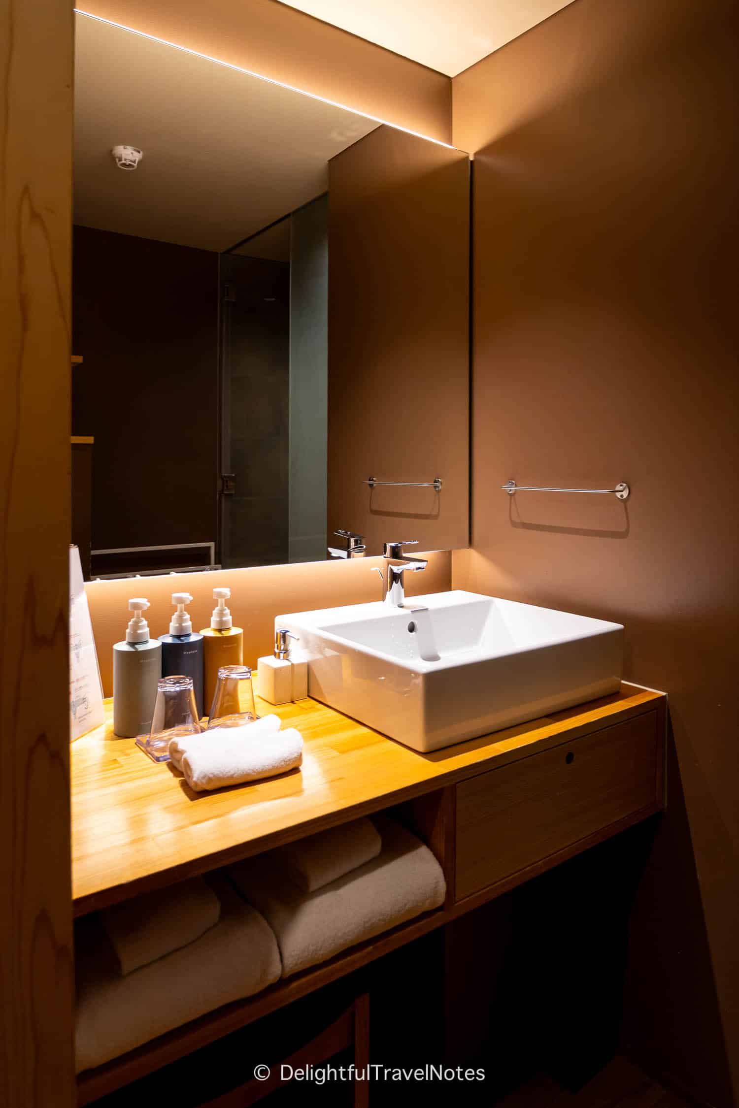 Bathroom vanity in guest room at Hotel Setre Naramachi.